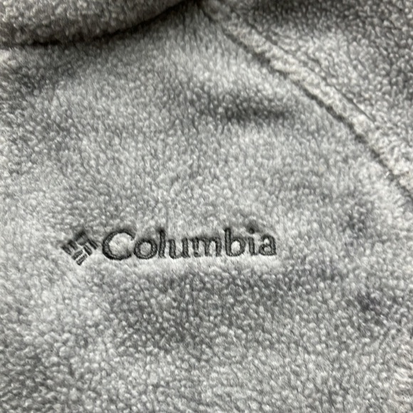 Gray Columbia Fleece - Picture 2 of 4